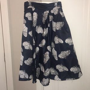 Navy patterned high waisted skirt